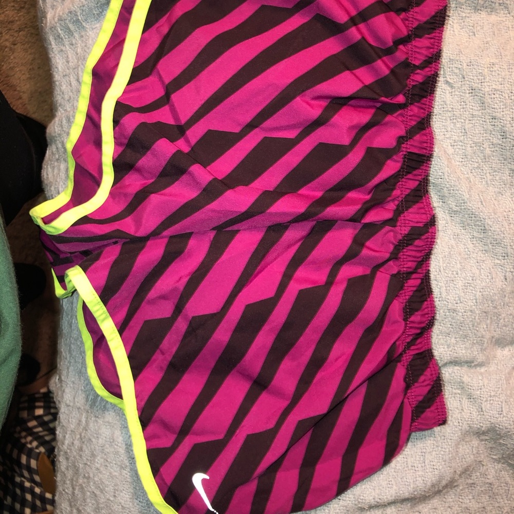 Nike dry fit workout shorts